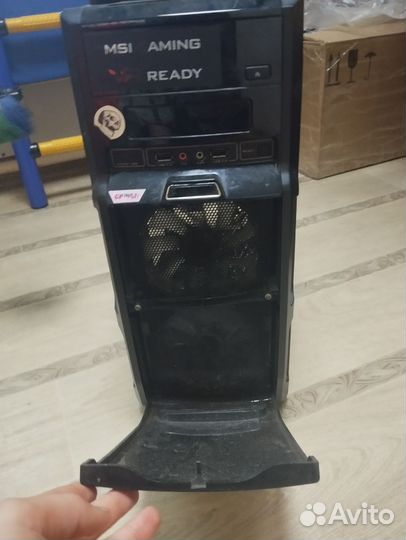 Много комплектующих, хороши корпус, жесткие диски