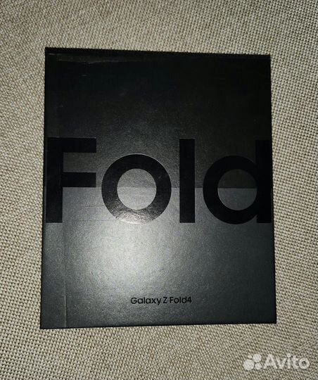 Samsung Galaxy Z Fold4, 12/1 ТБ