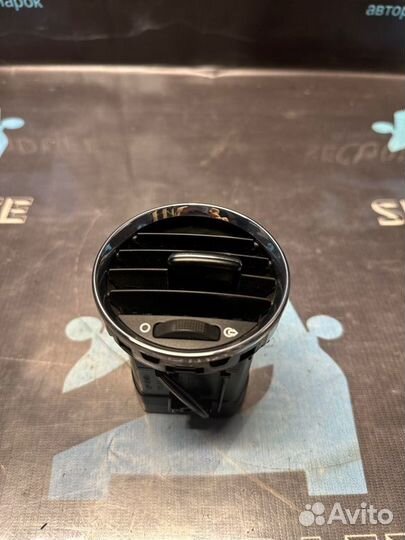 Дефлектор воздушный Peugeot 308 EP6