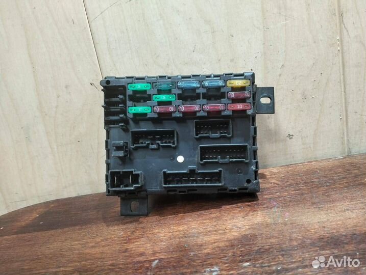 Блок предохранителей Fiat Brava / Bravo (бп03)