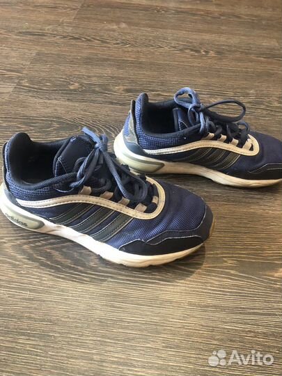 Кроссовки adidas
