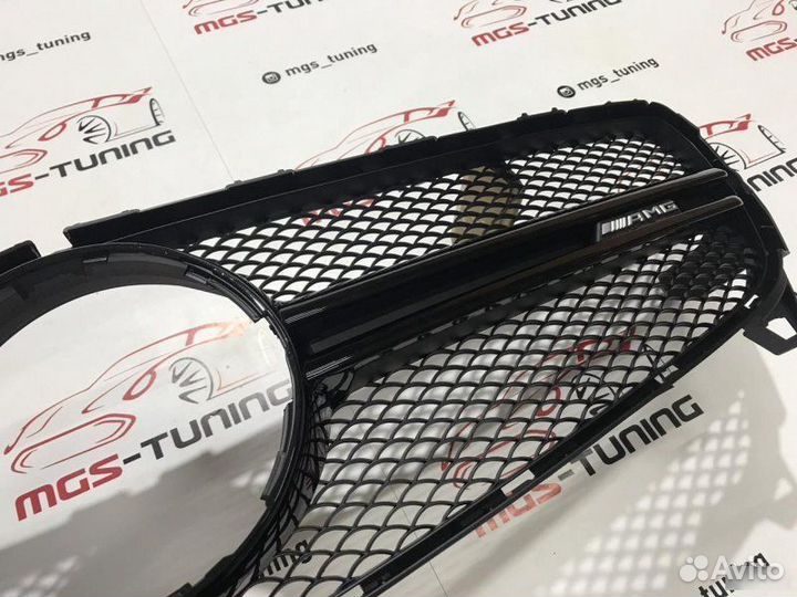 Решетка Mercedes A-class w176 AMG 45 Black + AMG