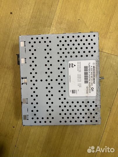 Блок спутниковое радио Mercedes A2229009211