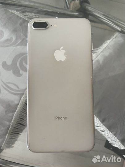 Телефон iPhone 8 plus