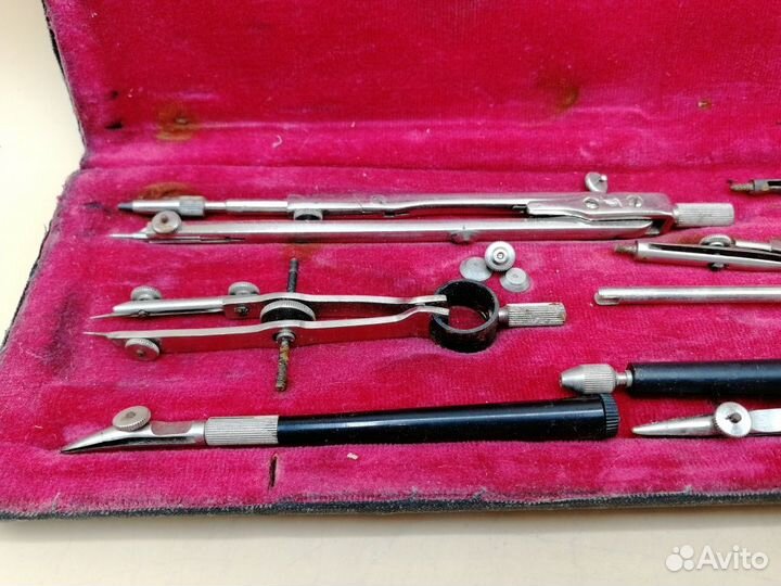 Набор чертежный 13 пред Готовальня ул 1975 СССР