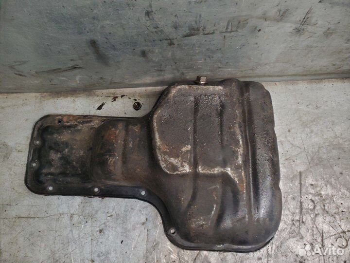 Matrix Celica Vibe В разборе двигатель 2zz 1.8