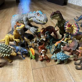 Динозавры jurassic world