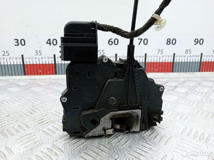 Замок двери задней левой для Opel Corsa D 13258266