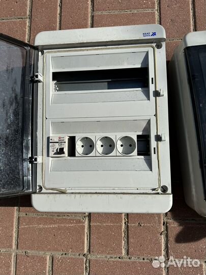 Щит распределительный пластиковый навесной