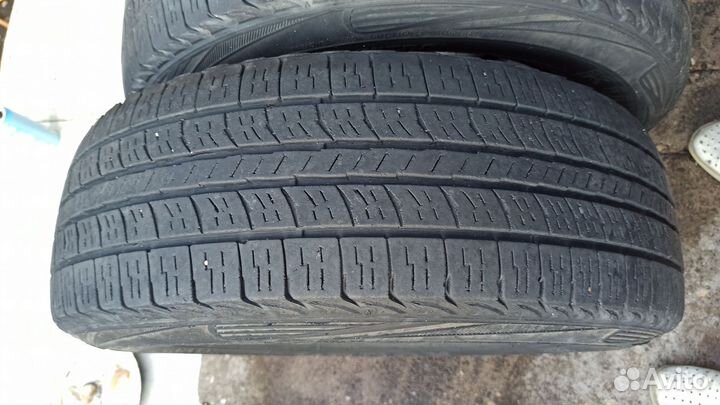 Kumho Road Venture APT KL51 215/65 R16 102H
