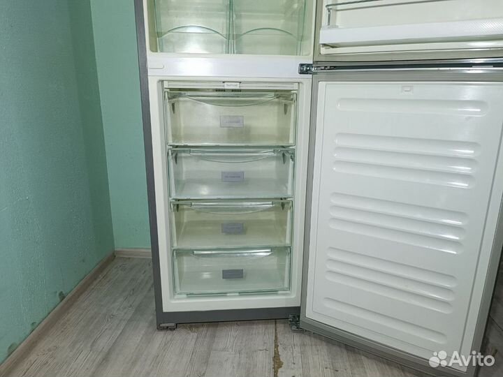 Холодильник Liebherr CUNesf3923 Гарантия