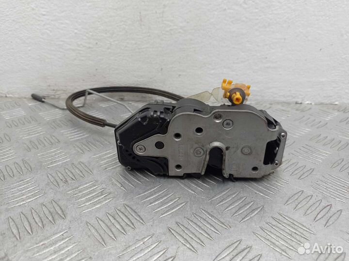 Замок двери передней правой Buick Encore 1 3023880