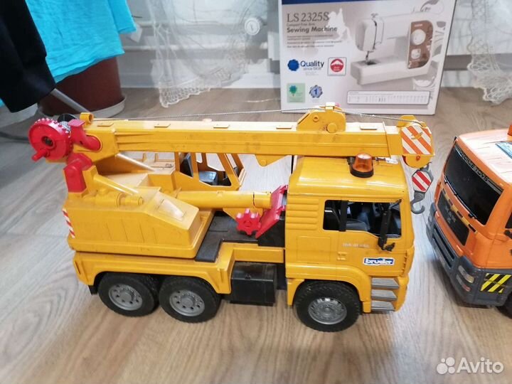 Детские игрушки машины бу