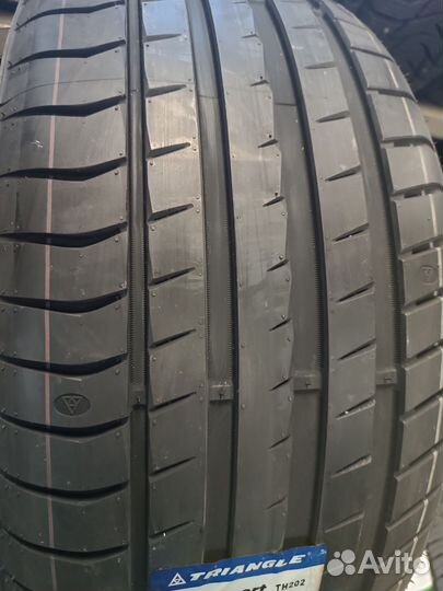 Triangle EffeXSport TH202 235/55 R20