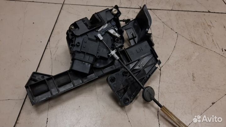 Замки двери задней левый Ford Focus