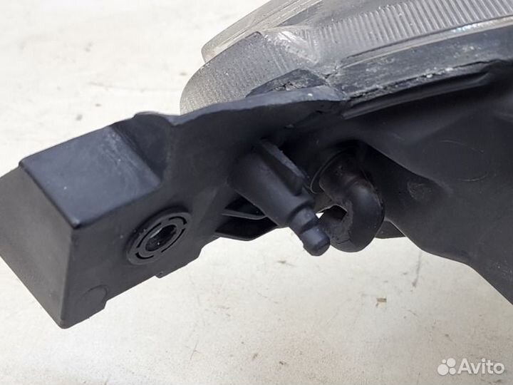 Фара передняя правая Mazda 3 BK 2002-2009