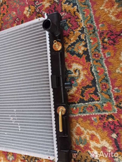 Радиатор на mazda