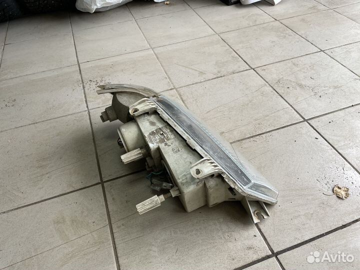 Фары ваз 2110