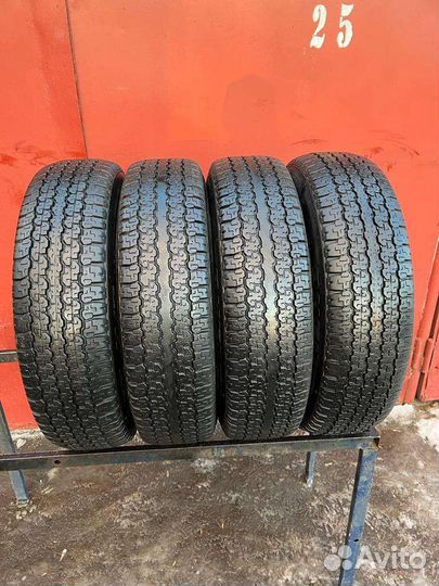 Bridgestone Dueler H/T D689 205/80 R16 104S