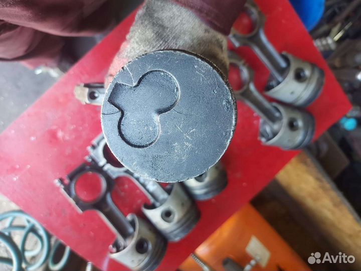 Поршень с шатуном для BMW 2.4td M21