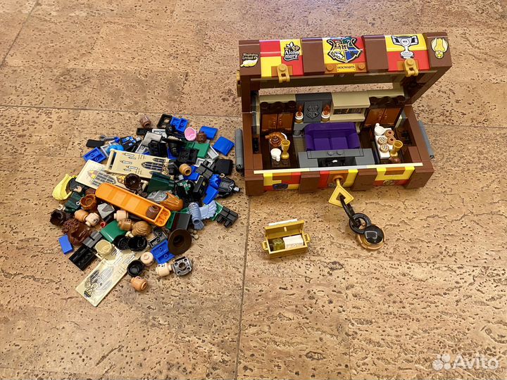 Lego волшебный чемодан Гарри Поттера