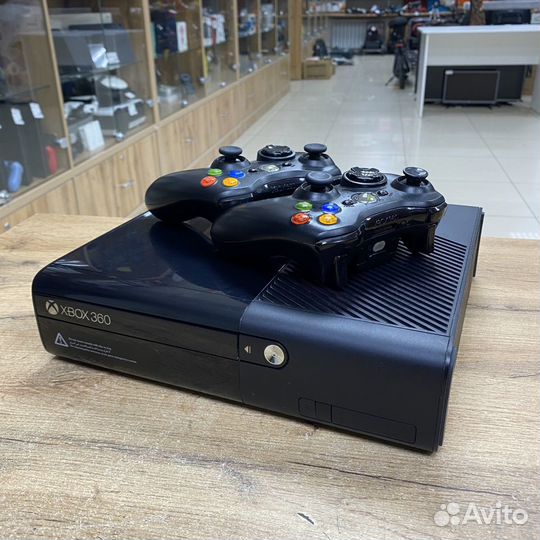 Microsoft Xbox 360 E 250 гб