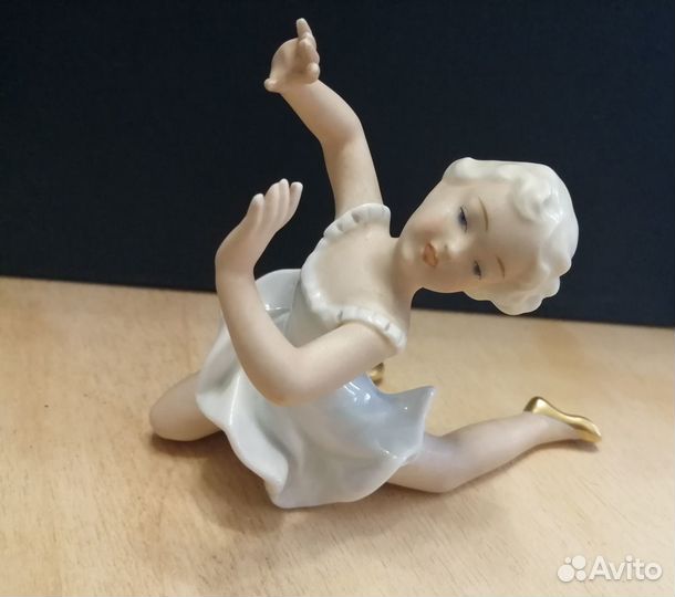 Фарфоровые статуэтки германия