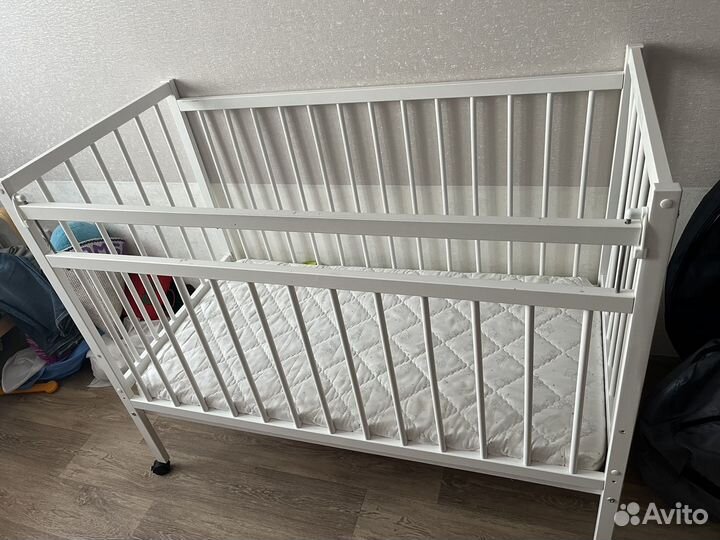 Детская кроватка 120х60 с матрасом