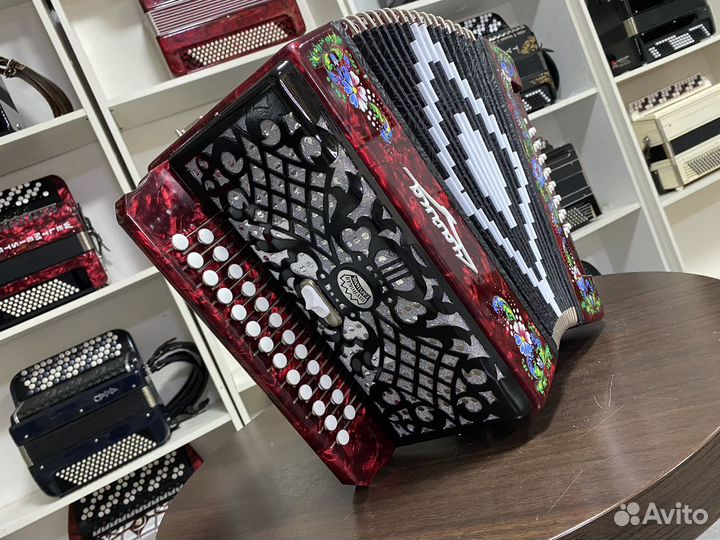 Гармонь Шуйская Чайка