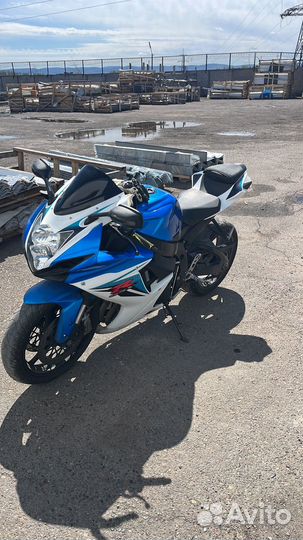 Мотоцикл Suzuki gsxr 600