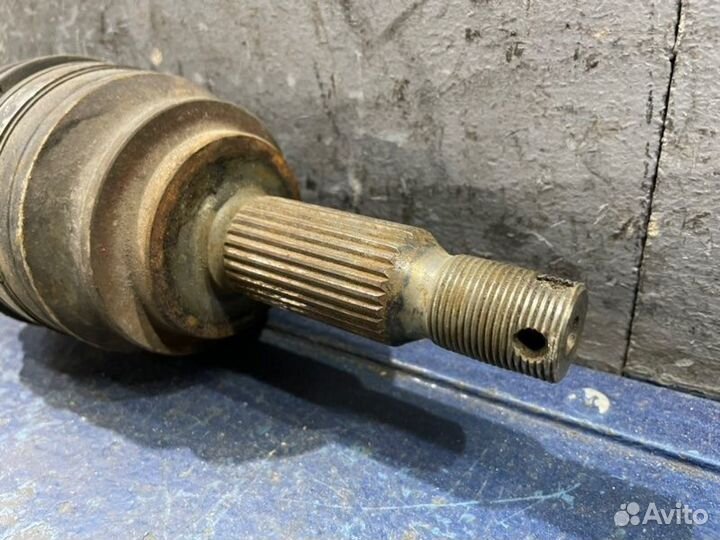 Привод передний правый Mitsubishi Outlander Xl CW