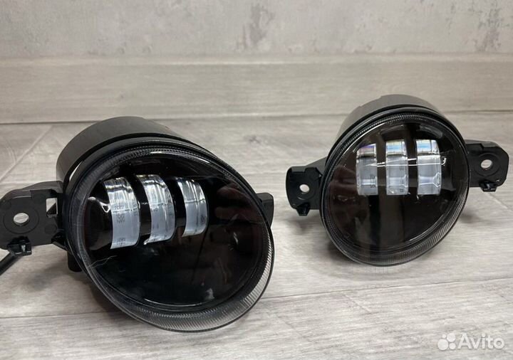 Противотуманные фары Nissan