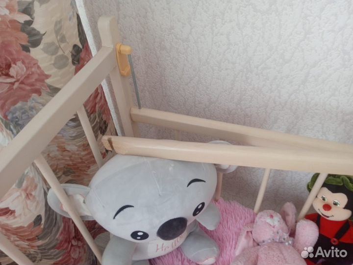 Детская кроватка