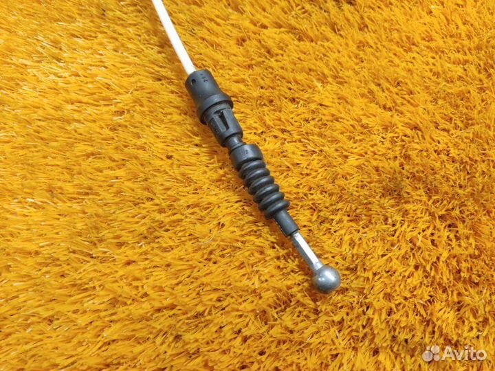 Трос ручника задний правый Audi A3 8P ccza 2008