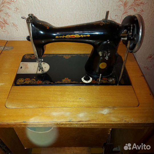 Швейная машина Подольск