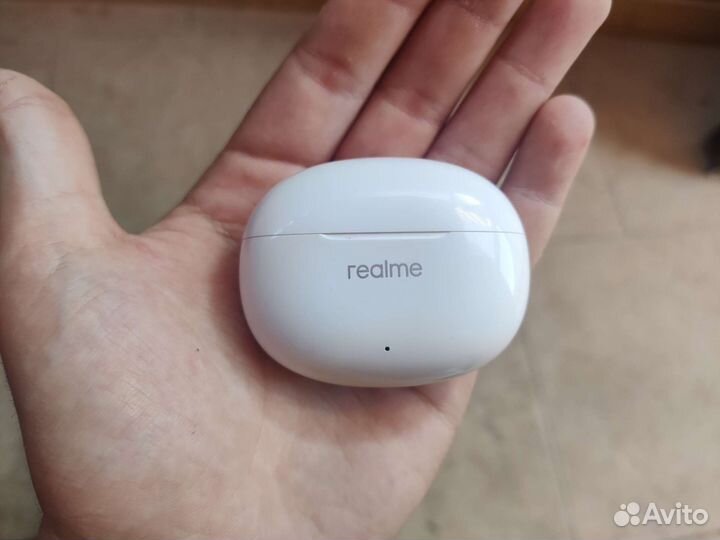 Беспроводные наушники realme