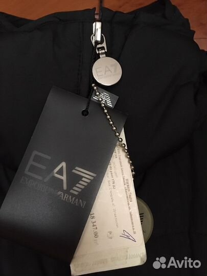 Пуховик женский новый 46 размер