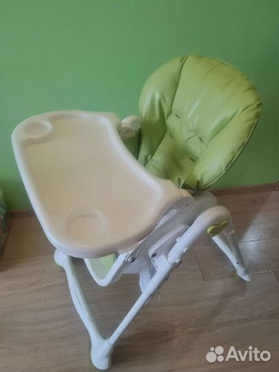 Детский стульчик для кормления