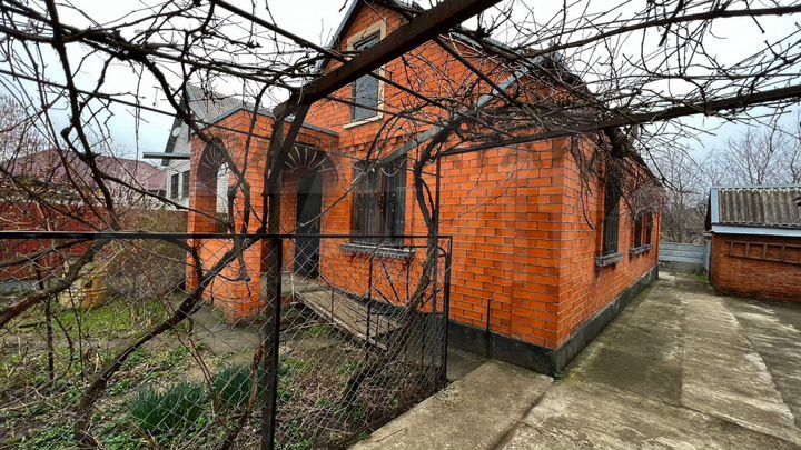 Дом 72,4 м² на участке 7,3 сот.