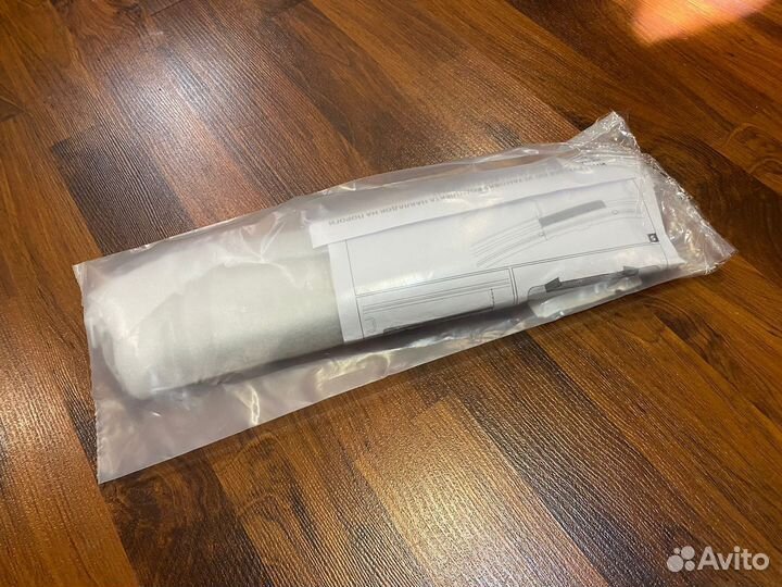 Новые накладки на пороги Renault Arkana