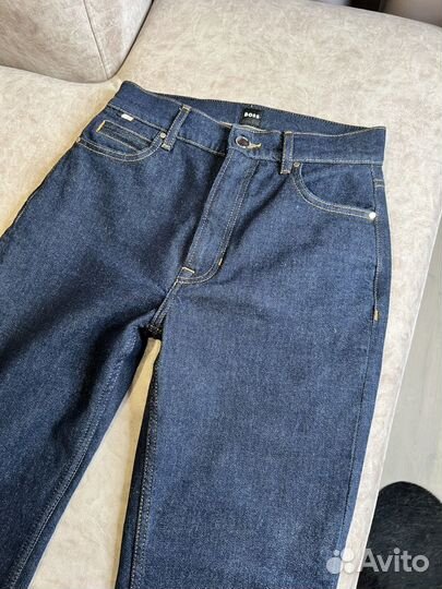 Джинсы Boss