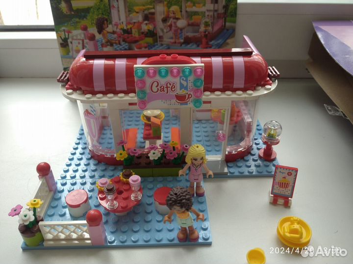 Lego Friends кафе