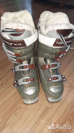 Горнолыжные ботинки женские