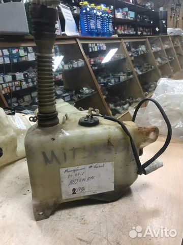 Бачок омывателя Mitsubishi Galant