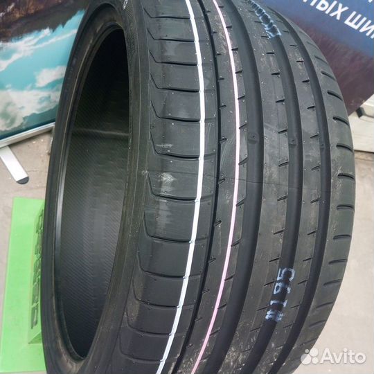 Yokohama Advan Sport V105S 235/65 R17 108W