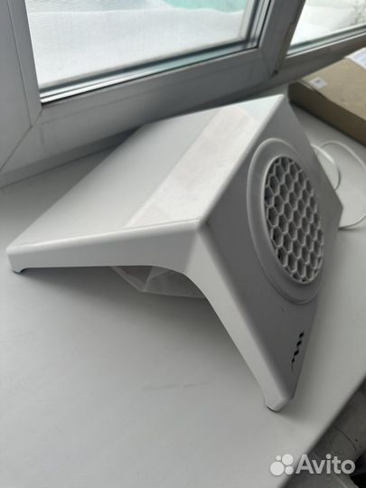 Пылесос(вытяжка) для маникюра