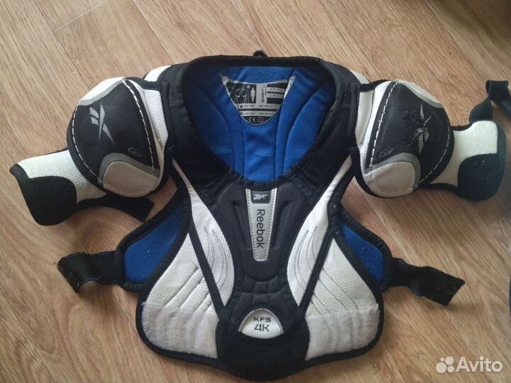 Нагрудник хоккейный детский