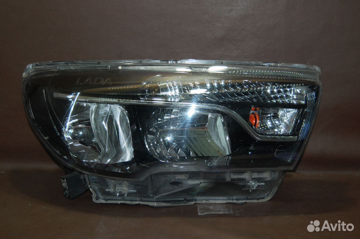 Фара правая - LADA Vesta (2015-н.в.)