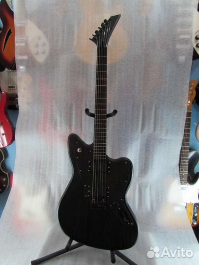 Электрогитара