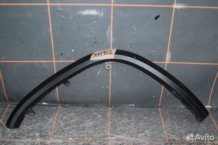 Накладка крыла перед левого - Toyota Fortuner 2